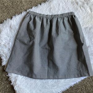 Alice + Olivia Francy’s Skirt‎ Striped Mini Elastic Waist Zipped Back Lined Sz 6